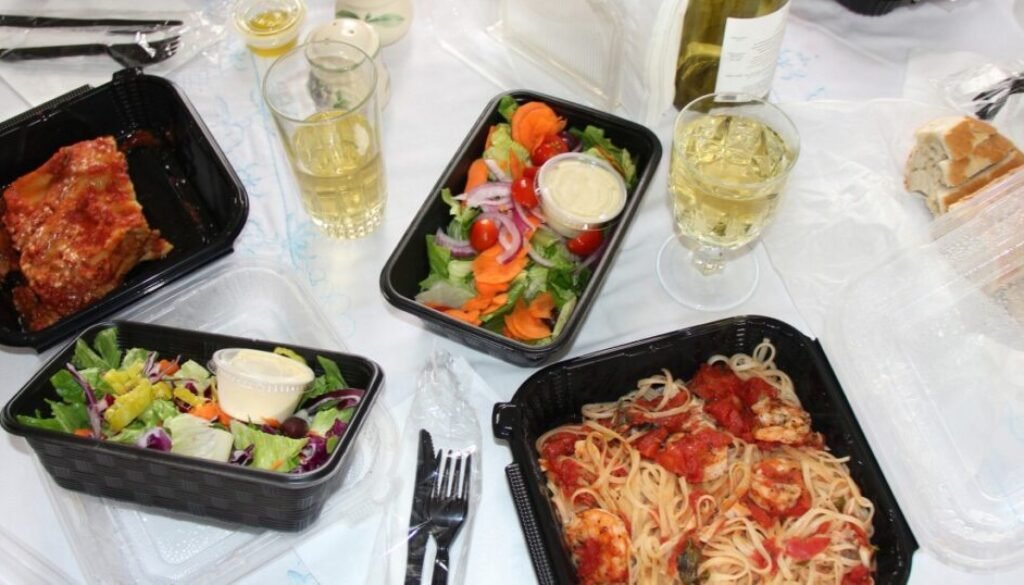 250331-microplastics-takeout-se-547p-3250e4.jpg
