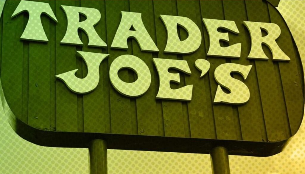 AR-Tradewr-Joes-Getty-04-2x1-8be3d32e952b41a59fae8c703ac3388c.jpg