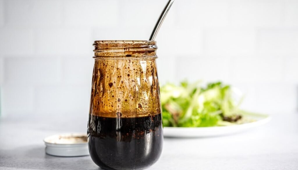 Balsamic_Vinaigrette.jpg