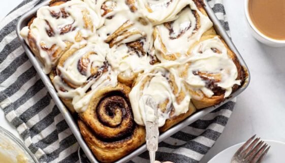 FINAL-cinnamon-rolls-1-2_1.jpg