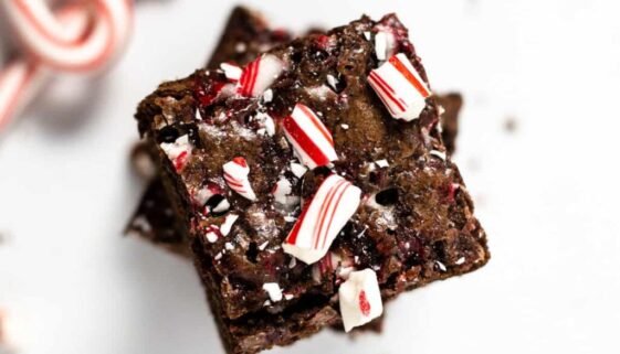 FINAL-peppermint-brownies-1-7_1.jpg