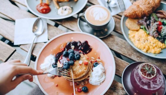 Health-GettyImages-BreakfastMistakes-0e344af4cea84921a3c32c452e9b10da.jpg