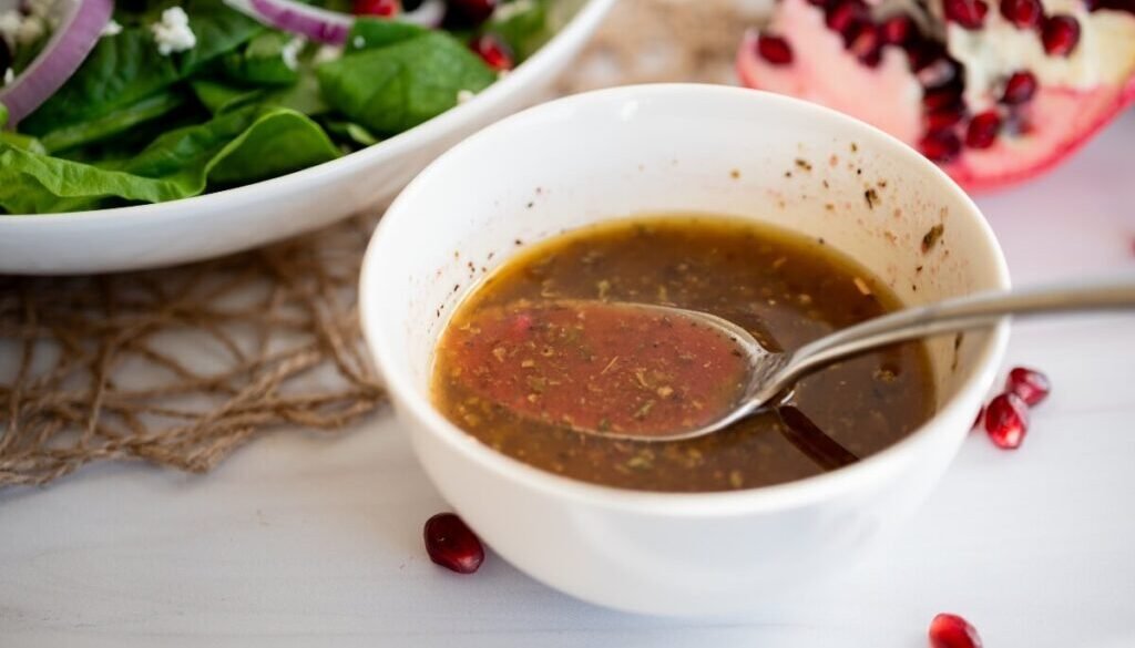 Pomegranate_Vinaigrette.jpg