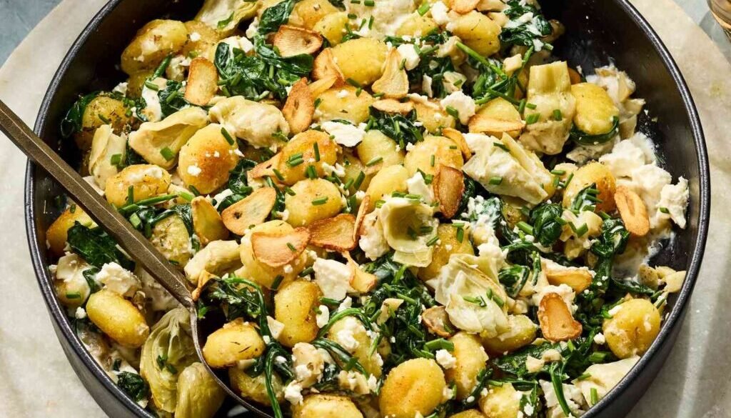Spinach-ArtichokeGnocchiSkilletwithFeta-402_preview_maxWidth_4000_maxHeight_4000_ppi_300_quality_100.jpeg