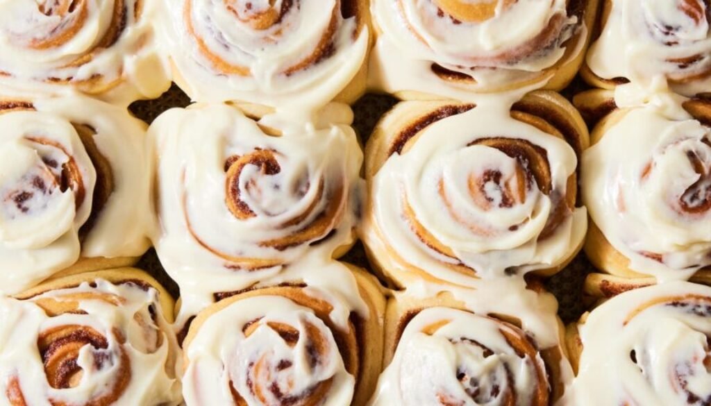 cinnamon-rolls-index-64777a26dea4f.jpg