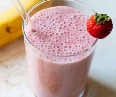 strawberry-banana-smoothie_web-5.jpg