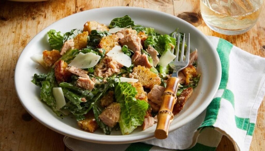 tuna-caesar-salad-67eb04db4f13c.jpg