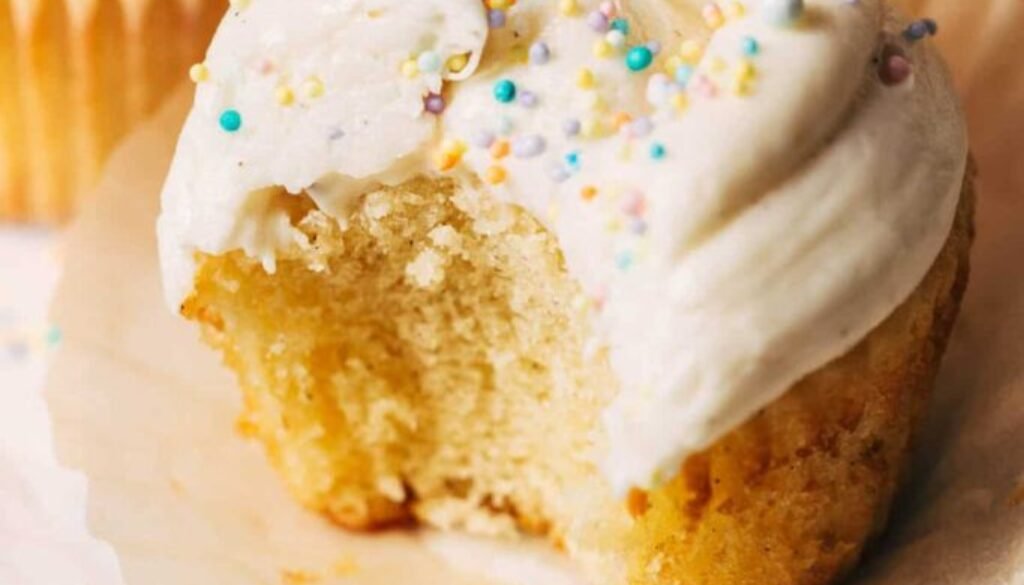 vanilla-cupcake-bite-shot.jpg