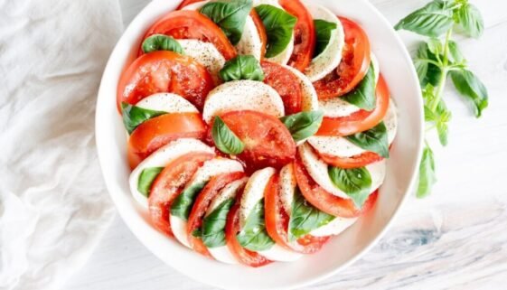 Caprese_Salad_Recipe_9.jpg