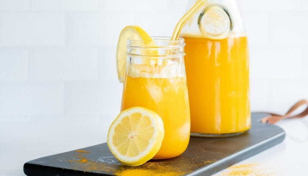 Iced_Turmeric_Lemonade.jpg